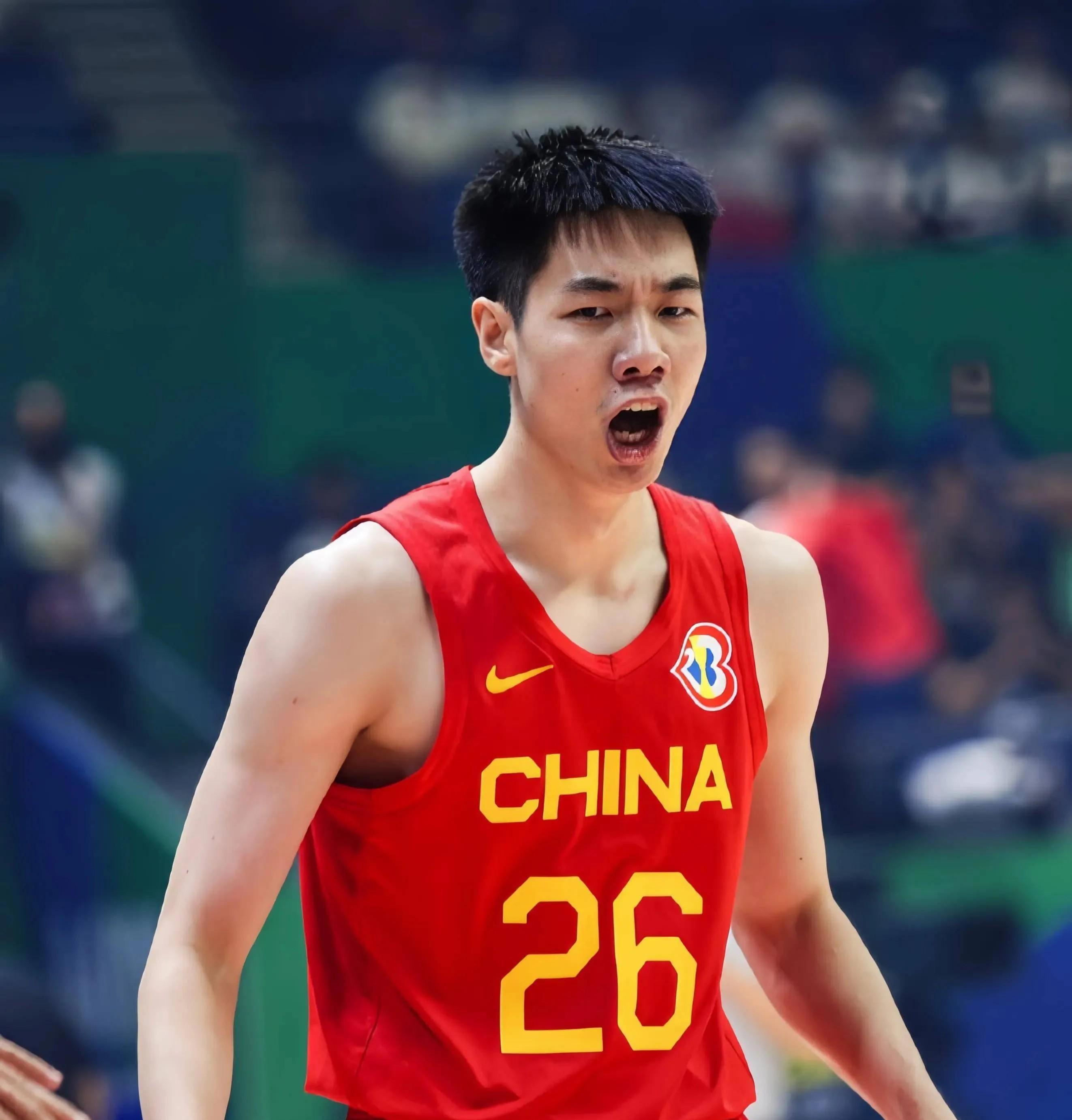 印度队险胜泰国队，李梓嘉统治全场