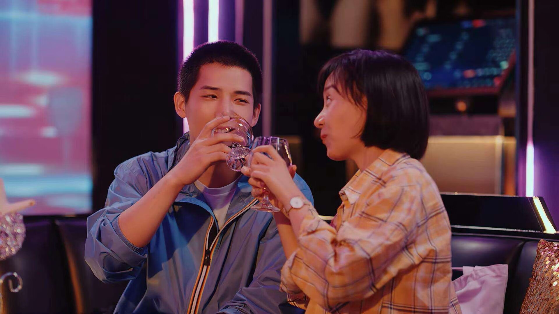 火与冰的加冕,马丁内利点燃争冠夜