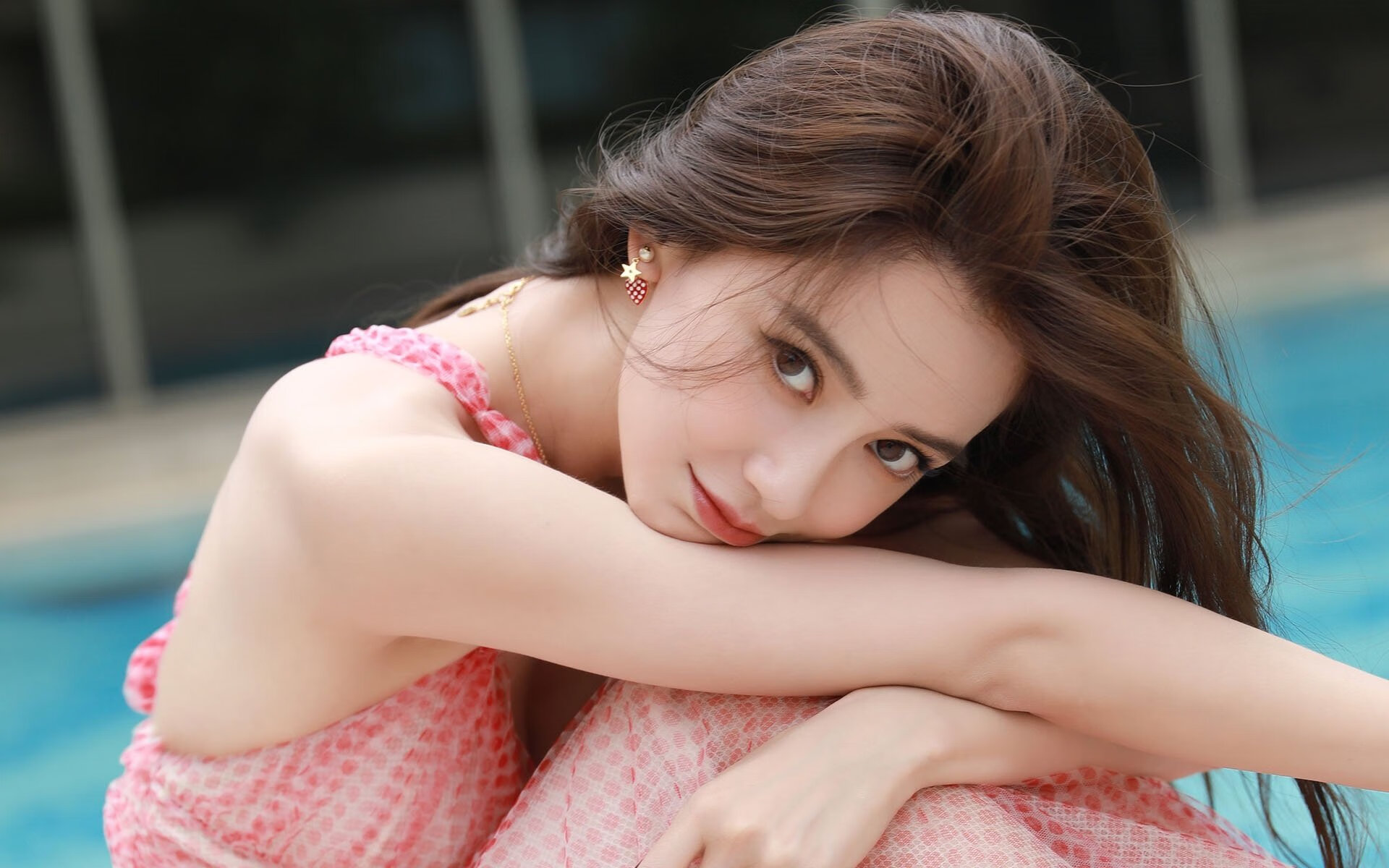 锋线冰火,当莱万已成无解方程式,巴黎如何面对自己的影子