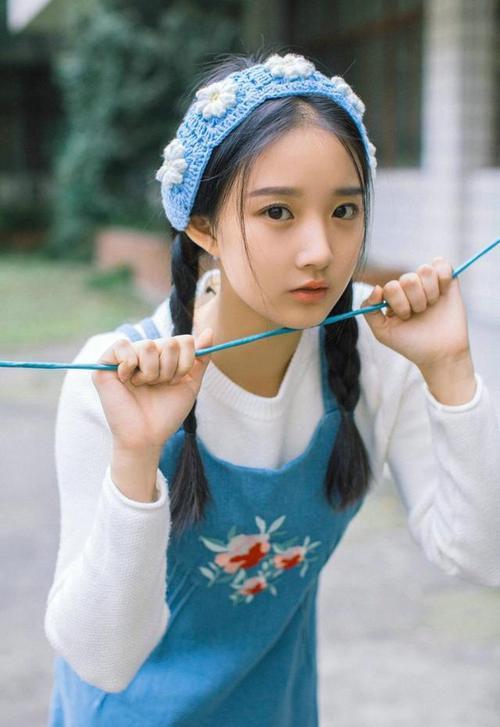 引擎轰鸣与地板巨响，当F1策略战投射在NBA硬木之上