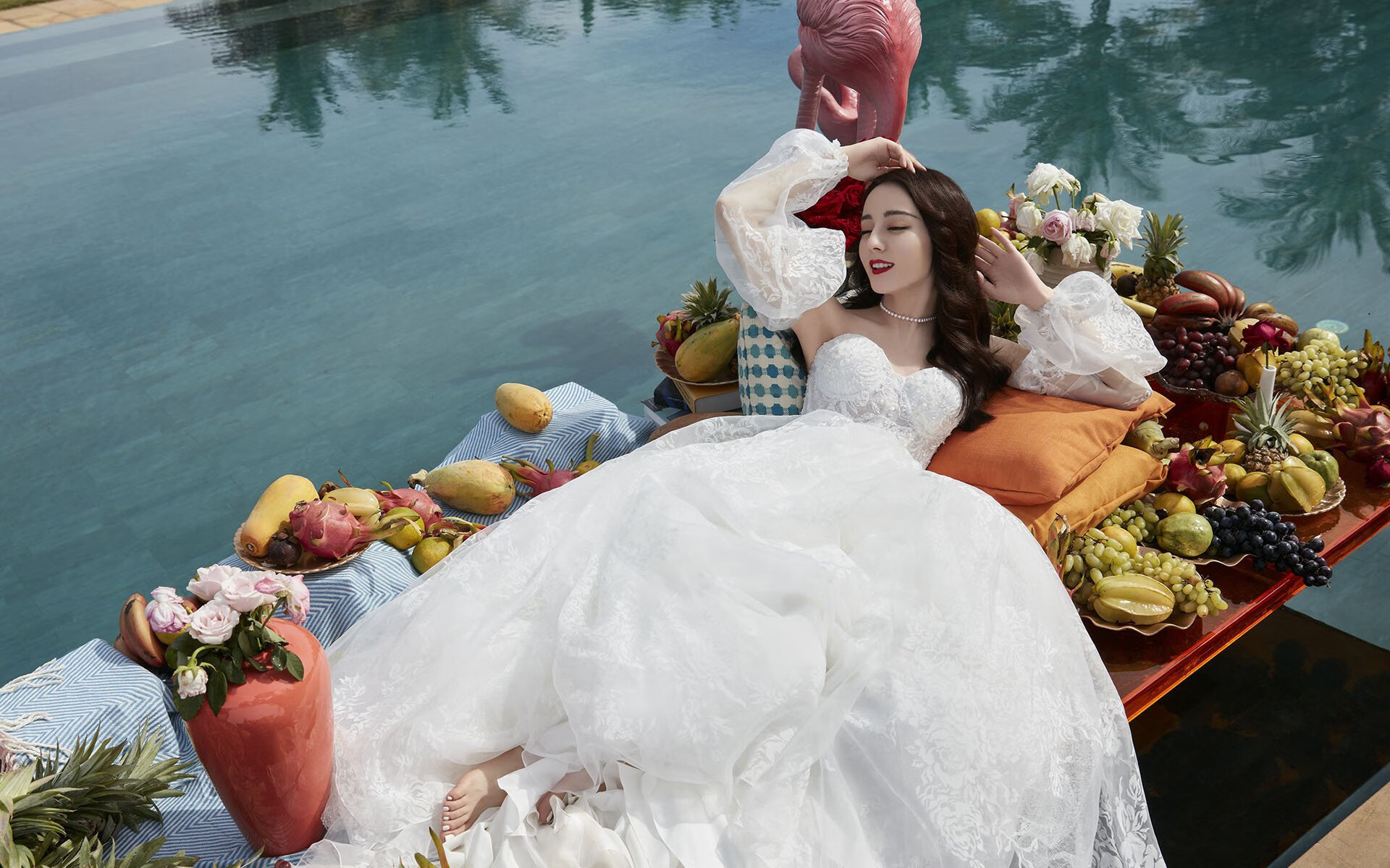 枫叶压境与雏鹰振翅,当团队荣耀遇见个人里程碑