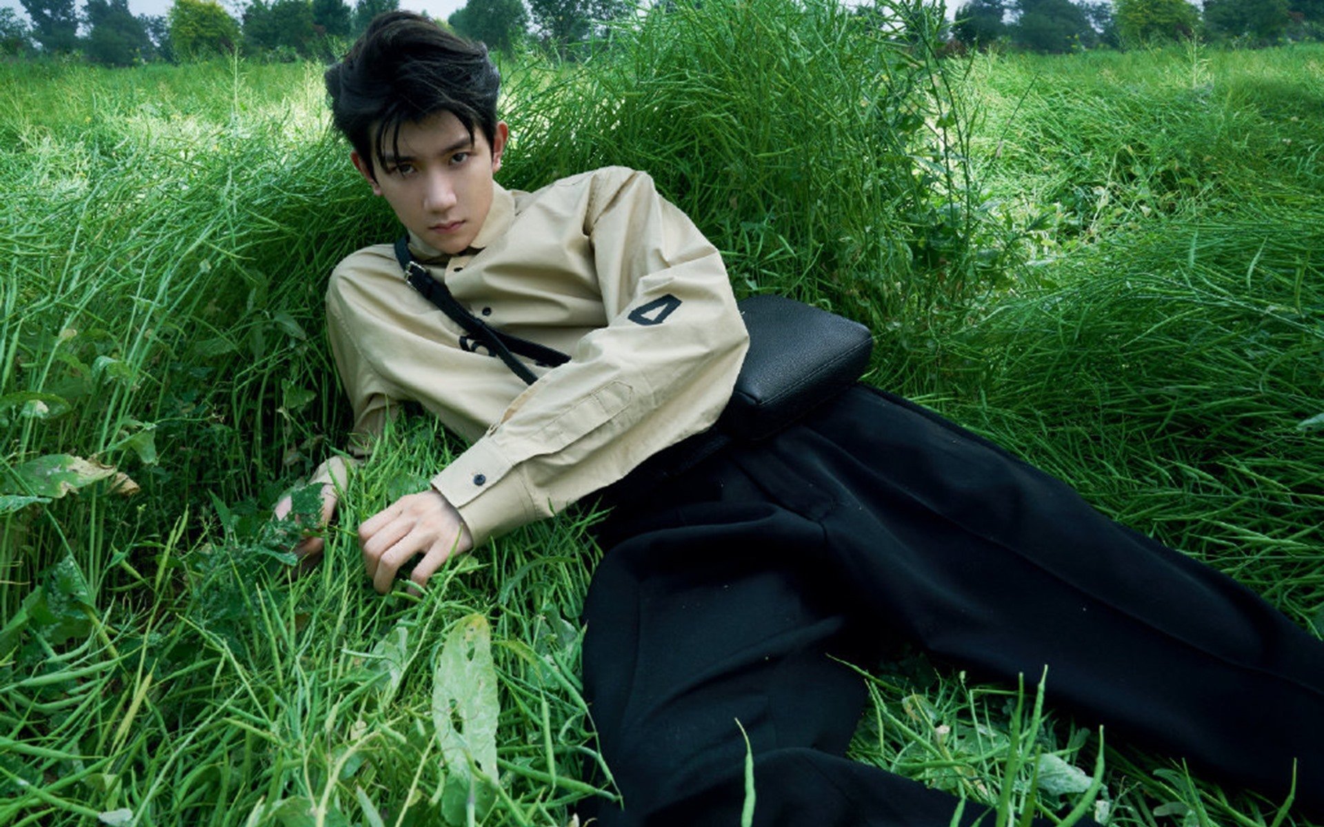 爱游戏APP-欧冠半决赛焦点战，灰熊硬仗取胜湖人，NBA赛场上的欧洲巅峰对决